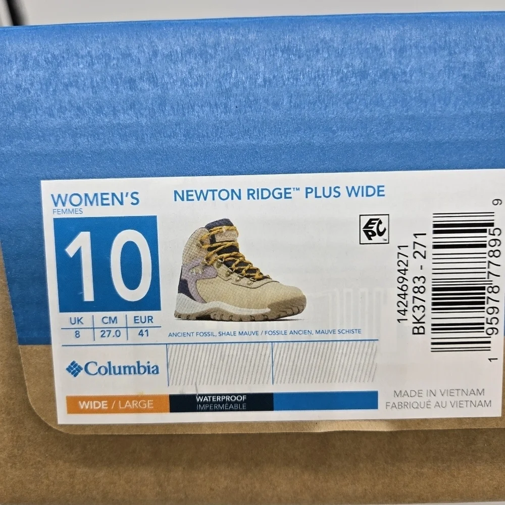 New Columbia Newton Ridge Plus Wide Women's Waterproof Hiking BootsSize 10